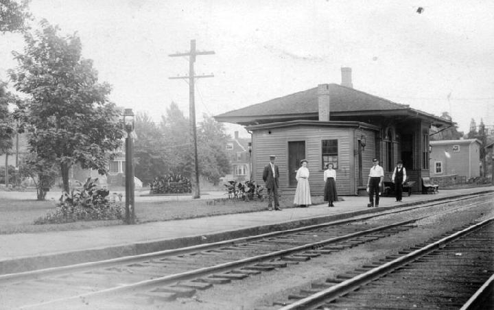 Cliftondale Station